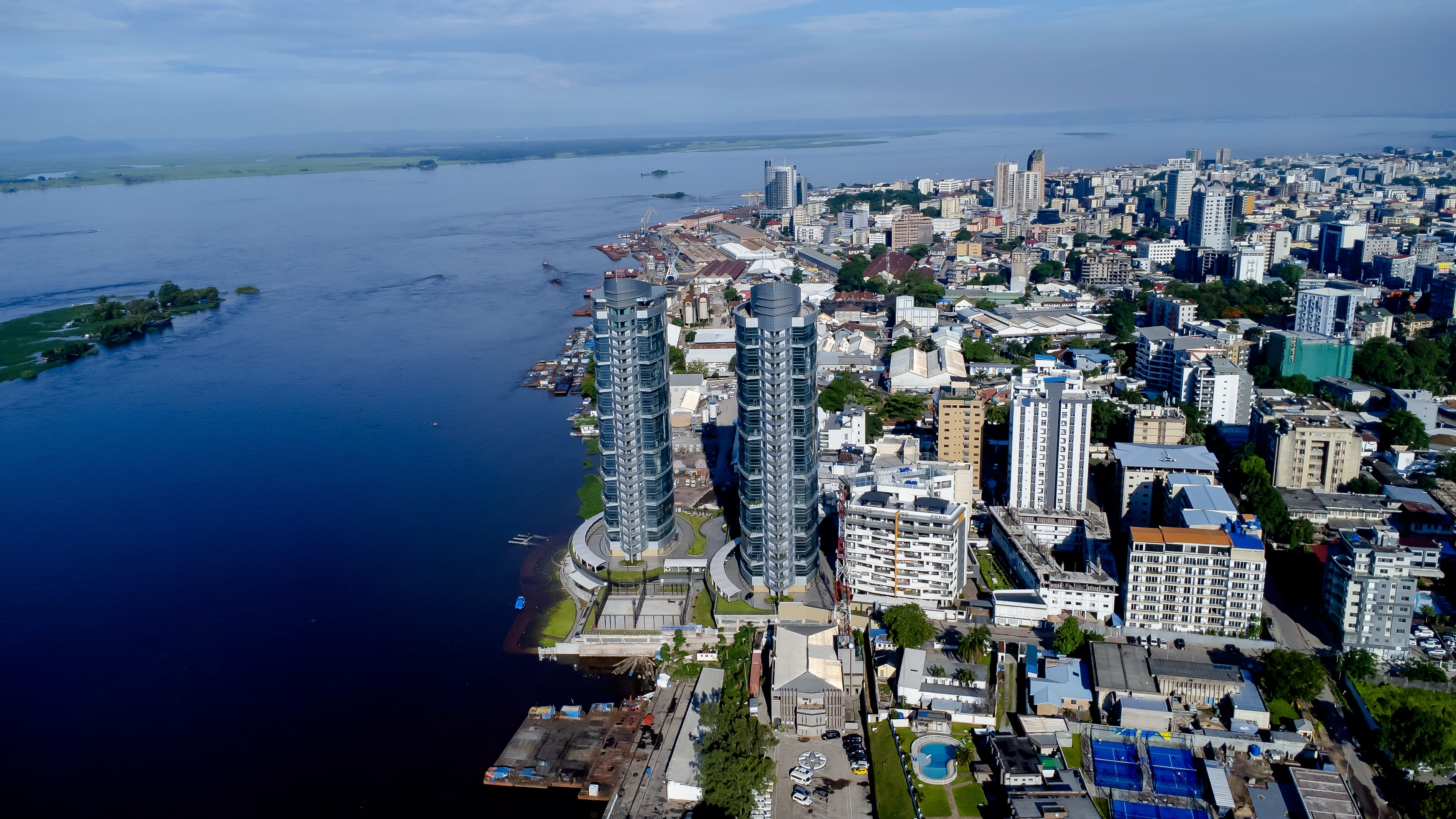 In the gigantic capital, the chic Gombe district on the banks of the Congo River. Shutterstock