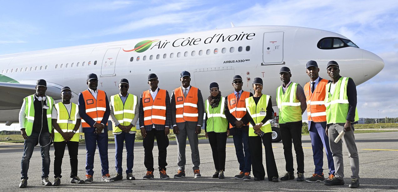 A high-level delegation from Air Côte d'Ivoire on an official visit to the headquarters of aircraft manufacturer Airbus in Toulouse on 23 and 24 October 2024, by. The airline is preparing to take delivery of new Airbus A330 long-haul aircraft. ©