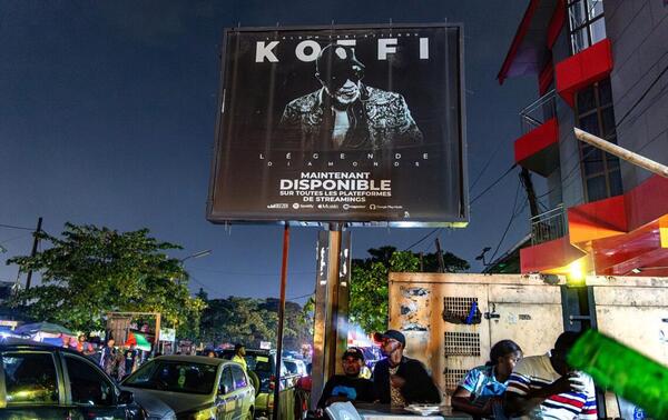 The «grand Mopao» on display in the heart of the capital of ndombolo. PASCAL MAITRE