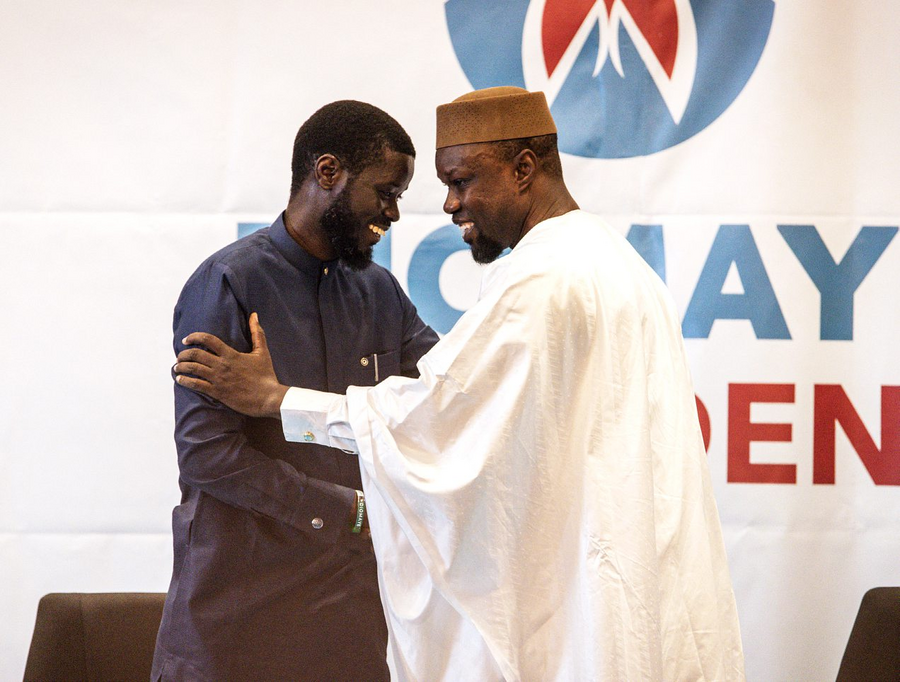 Ousmane Sonko and Bassirou Diomaye Faye, March 15, 2024, in Dakar, during a joint press conference. OHN WESSELS/AFP