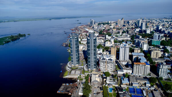 Kinshasa, on standby